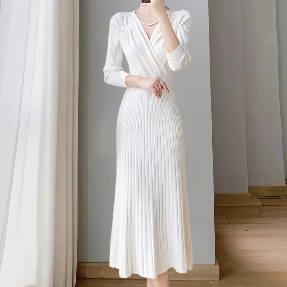 Elegant Knit Dress – Timeless Style & Comfort