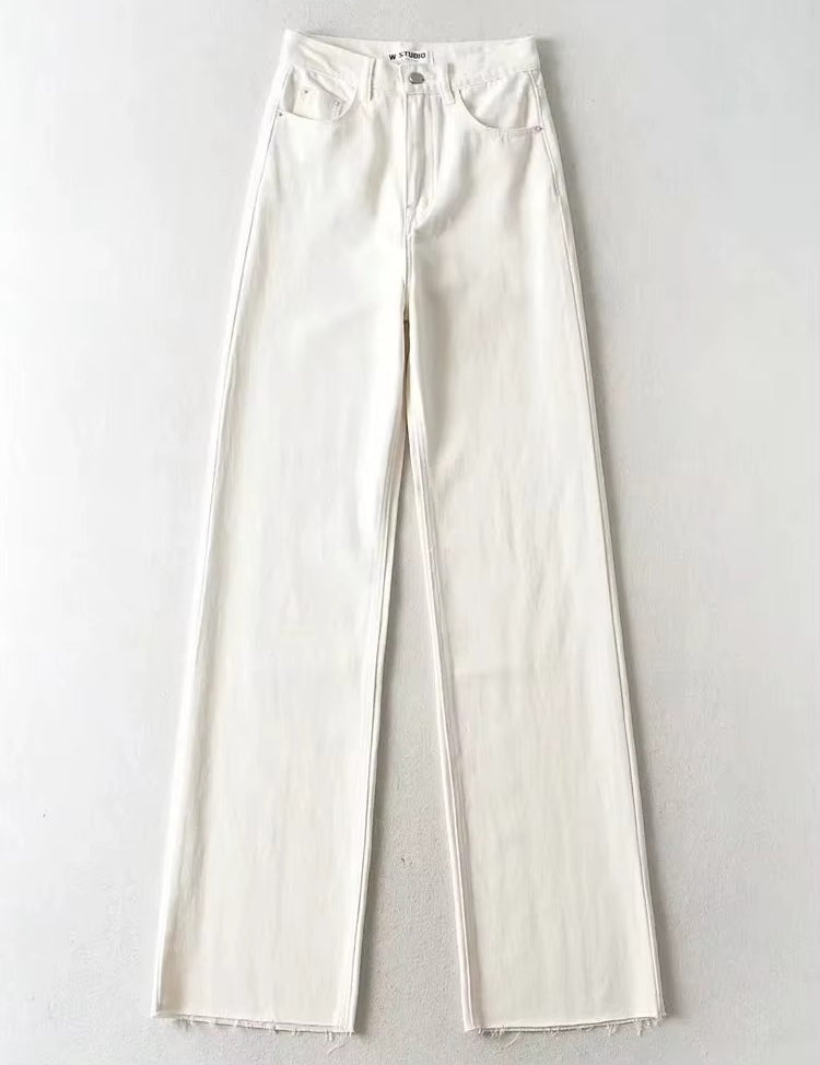 High Waist Relaxed Jeans